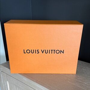 LOUIS VUITTON Authentic Large Shoe/Purse Flip Lid Box